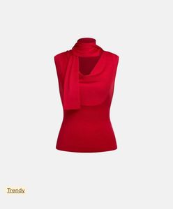 Scarf 🧣 Top Very Classy ❤️