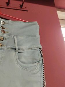 Ankle Length High Rise Jeans