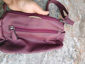 Lavie Sling Bag
