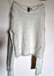 H&amp;M OFFWHITE Fur FEEL Top