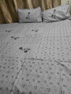 New Grey Bedsheet With Free One Pair 🧦😉