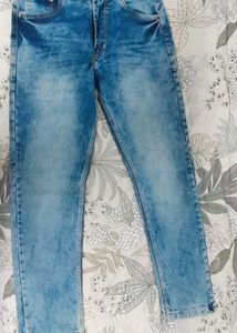 Brutus Jean | 32