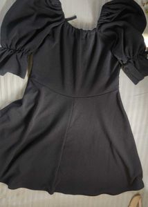 Black Off-Shoulder Puff Sleeve Dress