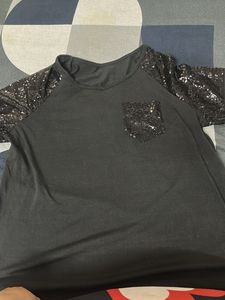 Sequin Sleeve Tee Black Very Pretty