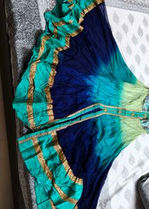 Women Festive Net Embroidered Anarkali Kurti