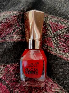 Lea Gloss Glam - Red Nail Polish