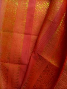 Honouring shawl