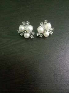 Pearl Flower Stud Earrings