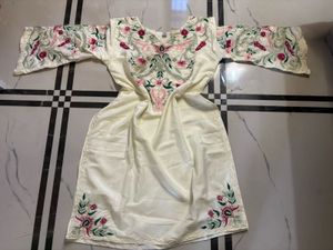 pakistani Elegant Embroidered Kurta Leather Set