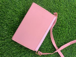 A Very Beautiful And Affordable Handbag