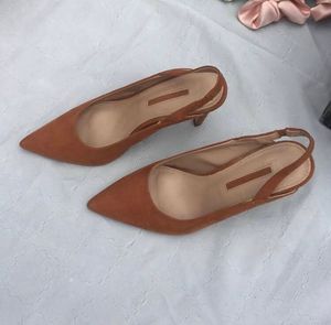 Preloved Women Dorothy Perkins pointed heels in ta