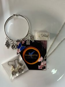 Silver Tone Jewelry Set