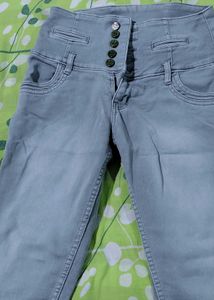 Denim Capri with FREE GIFT