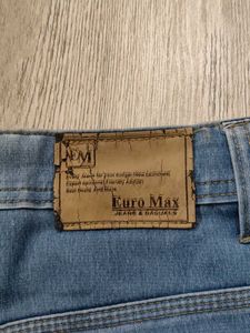 Ma2088 Euro max baggy jeans waist 34 inches