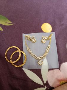Neckless Set