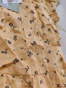 Beautiful Mustard Top 🫶✨