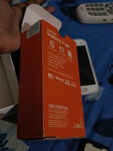 Samsung J7