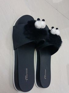 Black Solid Flateforms For Women
