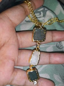 Natural stones tie chain
