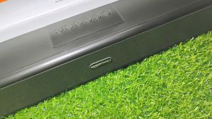 Amazon Basics Speaker (POWERFUL BASS)