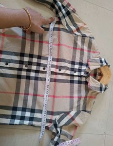 Burberry Model Shirt❤️