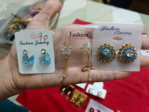 Earring Lot (14)