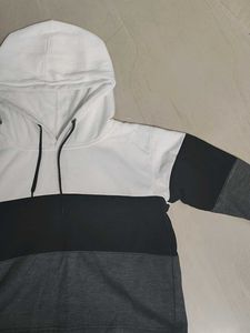 Tri Colour Cropped Sweatshirt