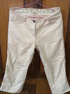 Capri Pants