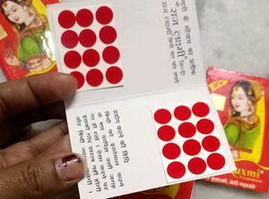 Raj Laxmi Plain Red Bindi