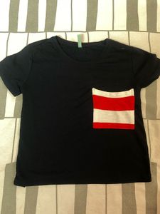 Black Tee with Pocket( crop tshirt)