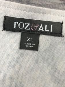 ROZ ALI Stylish Animal Print Top