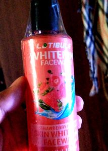 LATIBULE Strawberry Flavor Skin Whitening FaceWash