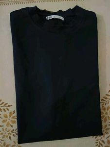 ZARA BLACK T SHIRT 🖤🐻✨(Original)