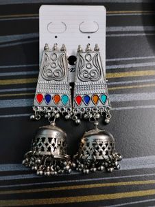 Set Of 2 Metal Earings