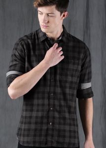 WROGN Men Black & Grey Slim Fit Checked Casual Shi
