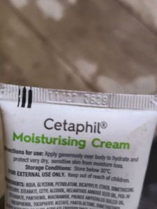 Cetaphil Moisturising Cream