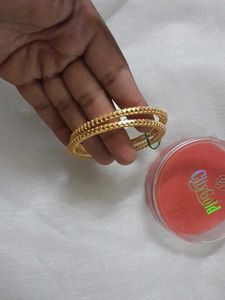 Bangles 28 size City gold