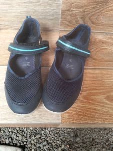 Navy Mary Jane Water Shoes - Size 6
