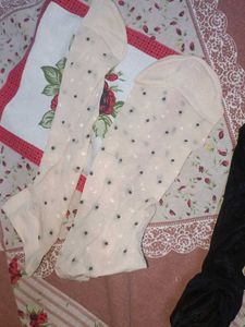 Socks 2 Pair