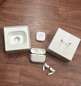 Original AirPods Pro 1st Generation With Box Used