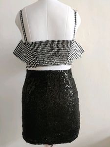 Skirts With Crop Tops