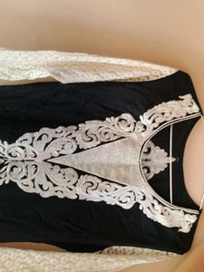 Elegant Black Embroidered Kurta