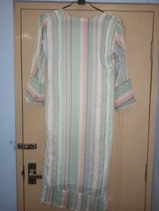 A Cute Full Sleeve Kurti
