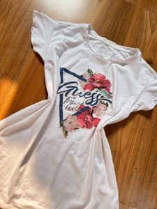 Authentic Guess Top ❤️