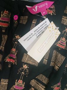 Varanga Black Multicolour Crop Top