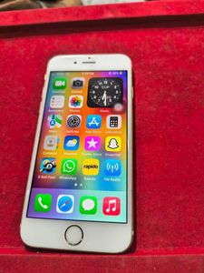 Iphone 6s 32gb Rose Gold Mint Condition Phone