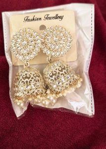 New Fresh Pack Piece Golden White Jhumkas