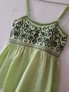 Ethenic Top
