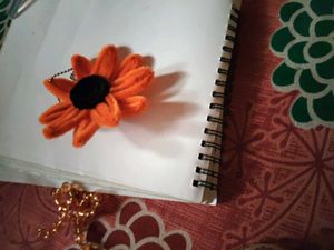 Keychain 🌻