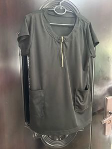 Loose Blouse With Pocket